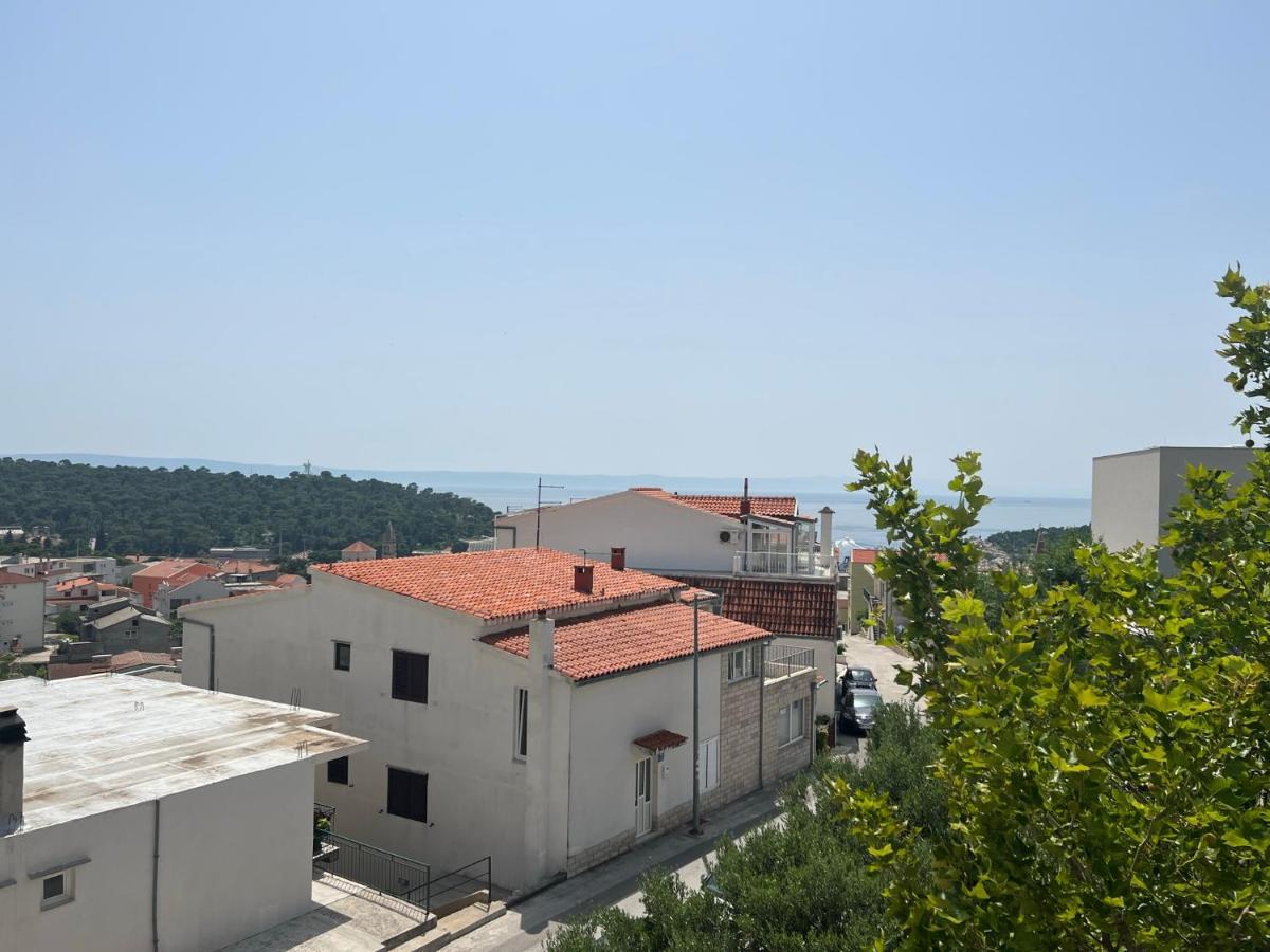 Apartment Lucija - Cozy Flat In The City Center With A Sea View & Parking Makarska Exteriör bild