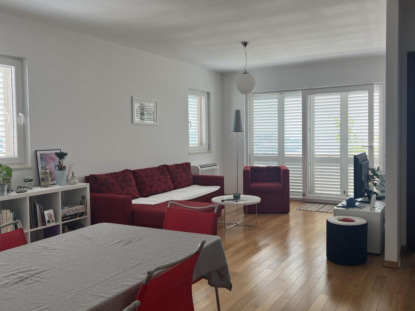 Apartment Lucija - Cozy Flat In The City Center With A Sea View & Parking Makarska Exteriör bild